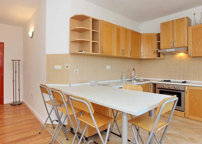 Apartment Maivjo